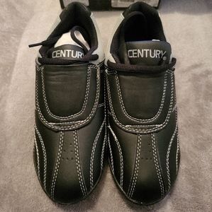 Century Lightfoot Martial Arts Shoes Size 1.5